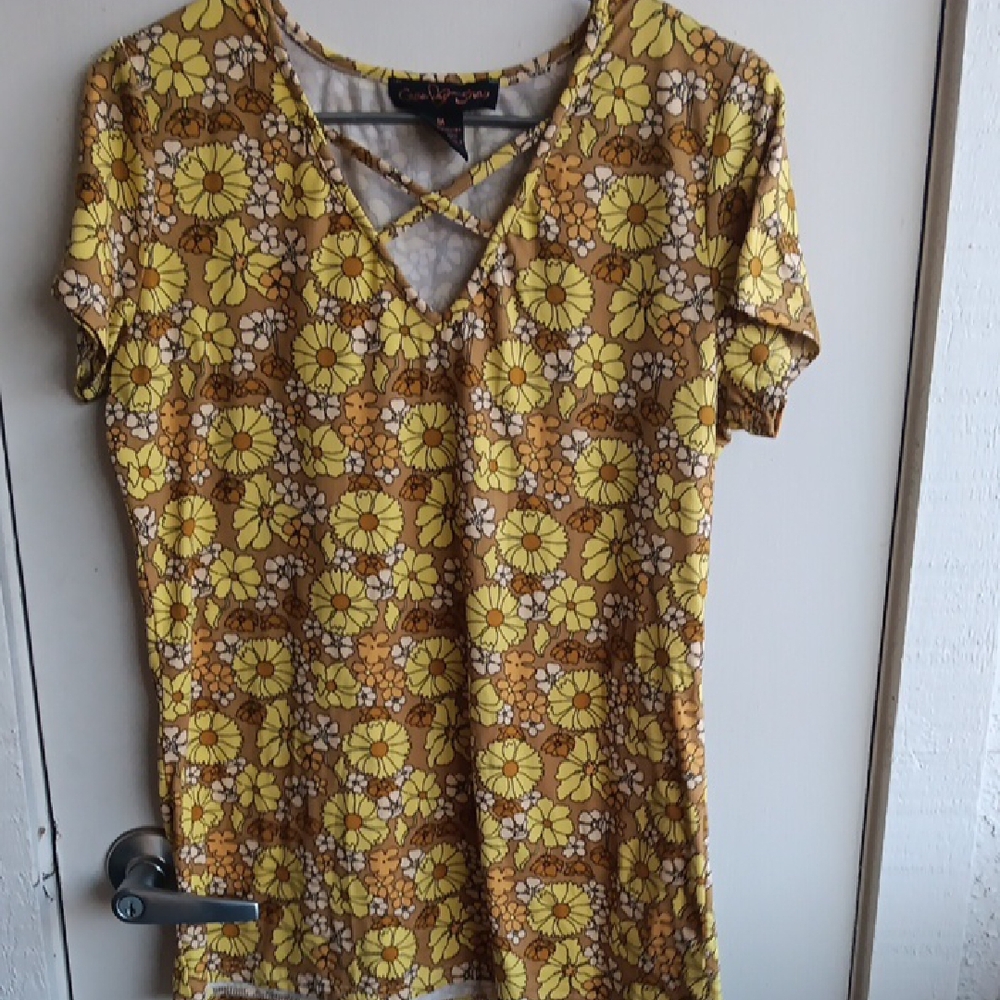 Vibrant Yellow and Brown Backless Fitted Blouse